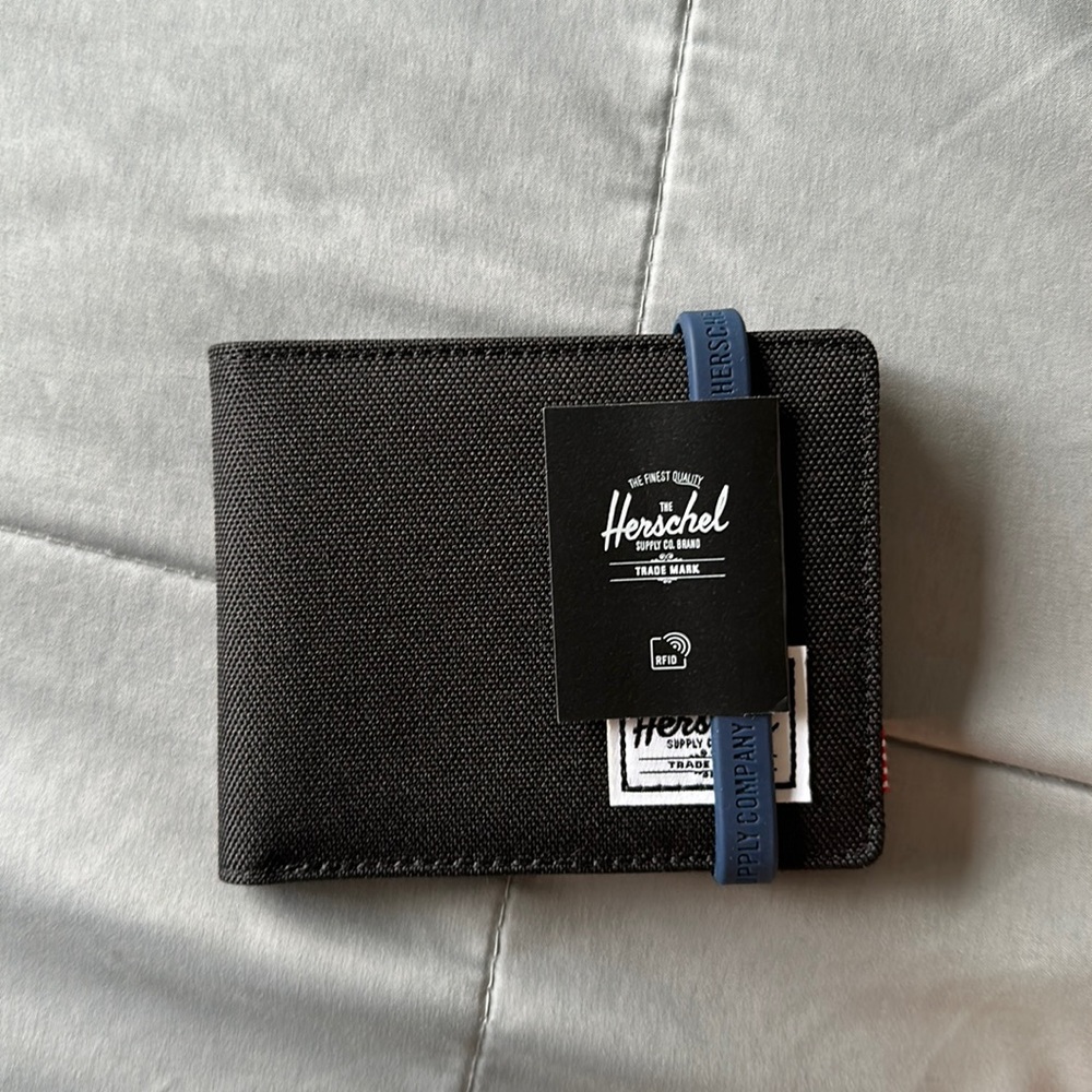Herschel Wallet